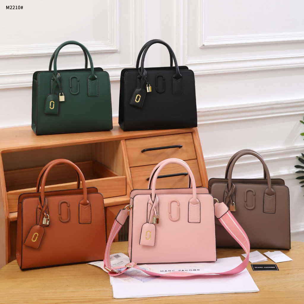 M2210 Tote Bag in Leather