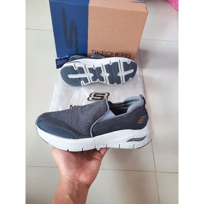 Sepatu Skecher Pria Archfit ballin / sepatu pria skechers go walk arch fit ballin