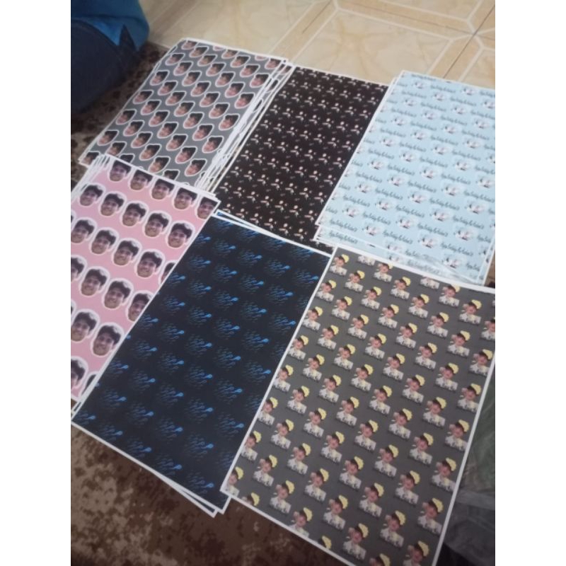 

CUSTOM KERTAS KADO WRAPPING PAPPER