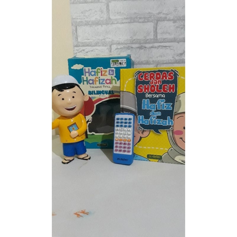 PRELOVED SMART HAFIZ TALKING DOLL MAINAN EDUKASI ANAK BAYI