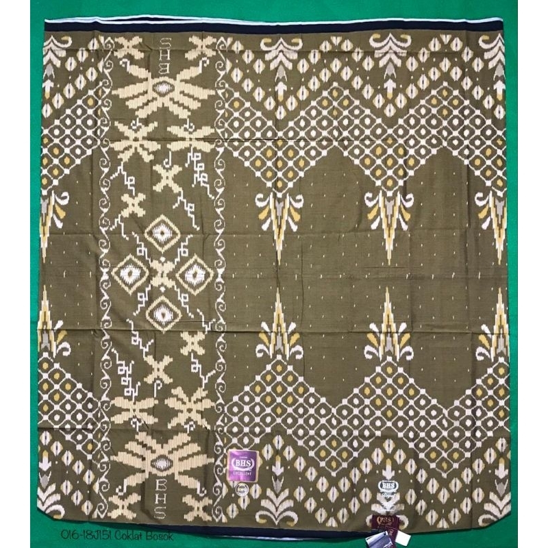 SARUNG BHS GOLD EXCELLENT CJAP ROYAL MOTIF KAWUNG MESRES JAHIT TENGAH