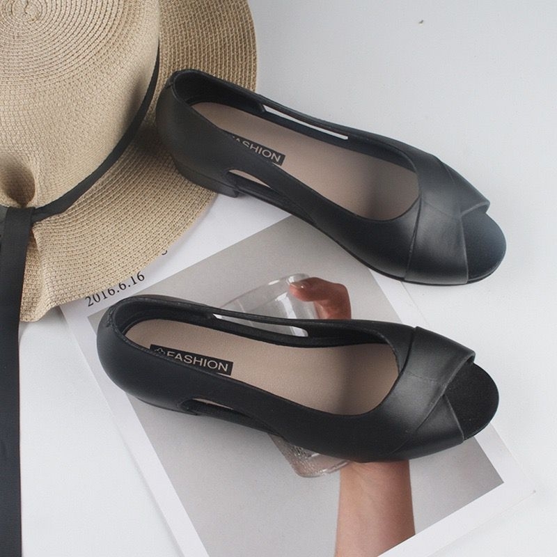 Sandal New Flat Shoes Wanita thicki heels Import High Quality RF