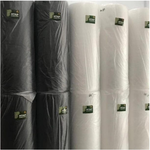 

Bubble Wrap Warna Hitam & Putih Ukuran 1.25mtr x 50mtr