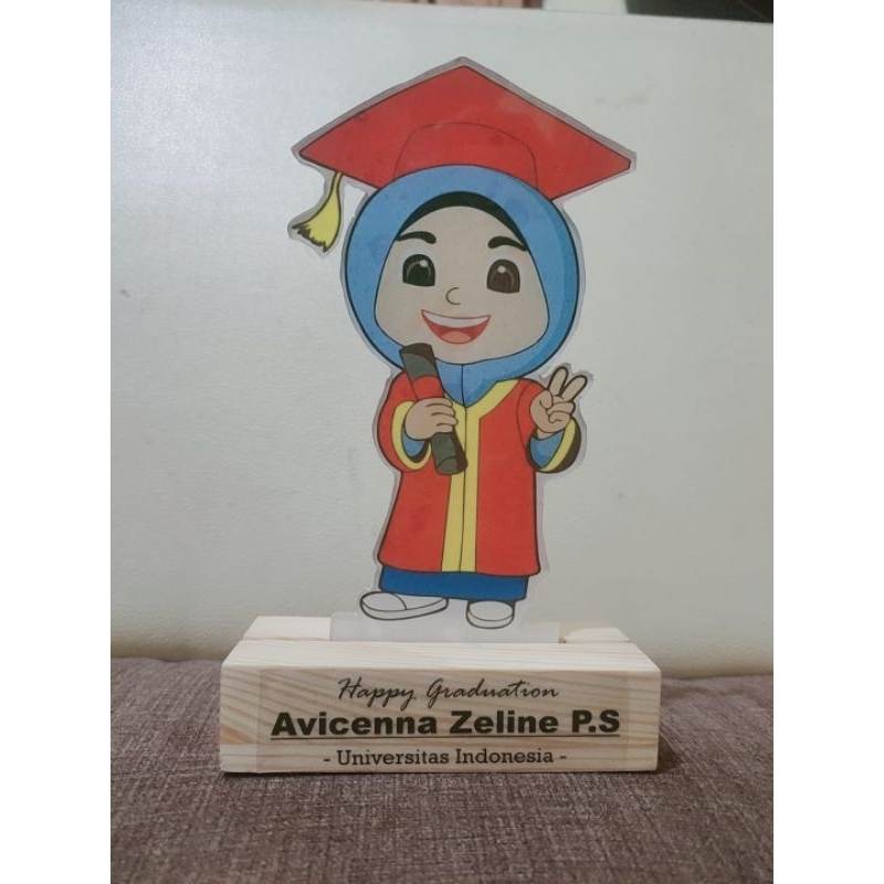 Plakat Wisuda akrilik stand kayu Kado wisuda Plakat wisuda custom nama