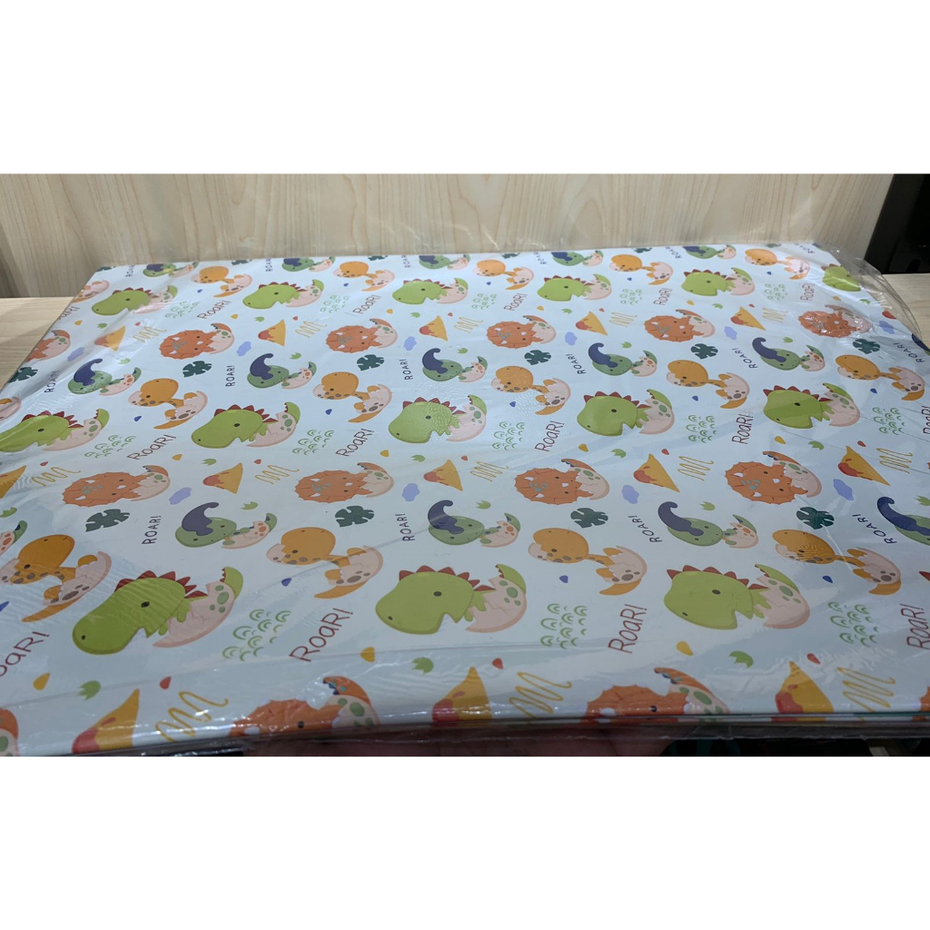 

Gift Wrapping Paper Kertas Kado Besar KIKY AA626818