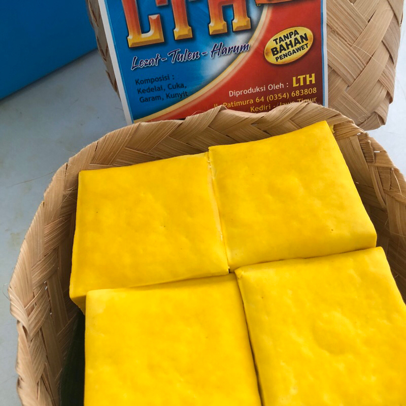 

Tahu kuning LTH Khas kediri (8pcs)