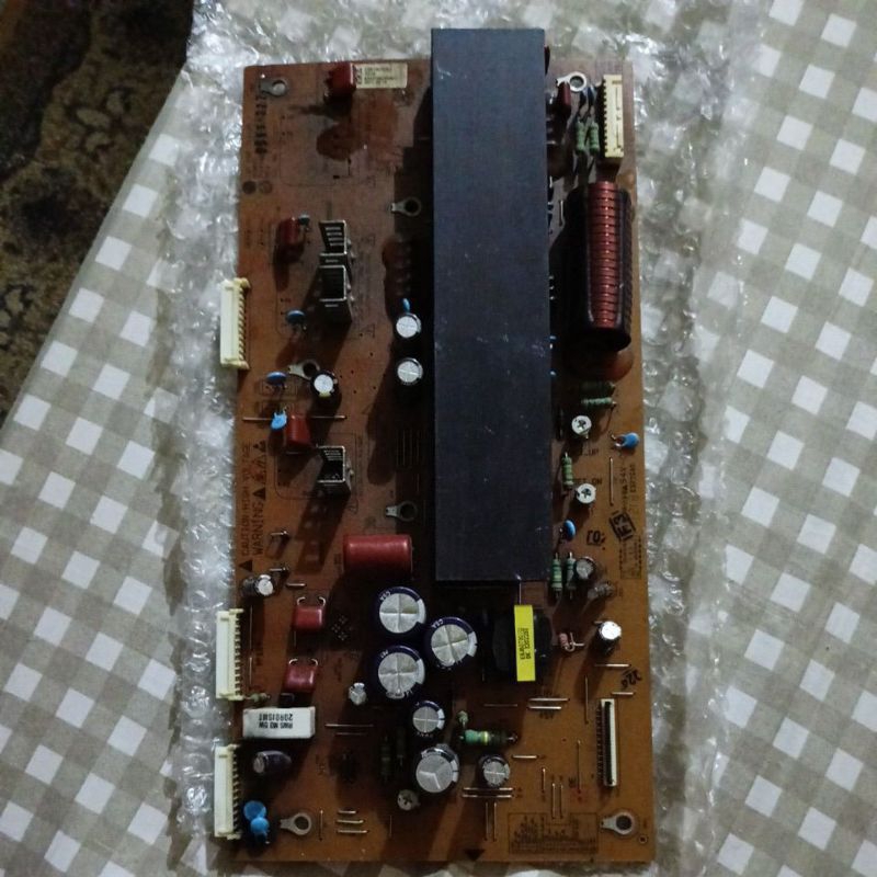 Y Main plasma LG 42PN4500/42PA4500