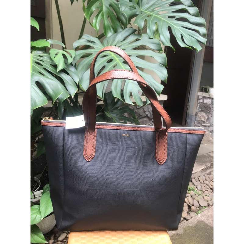 NWOT New baru fossil sydney shopper black baru bukan preloved original bag branded tas hitam