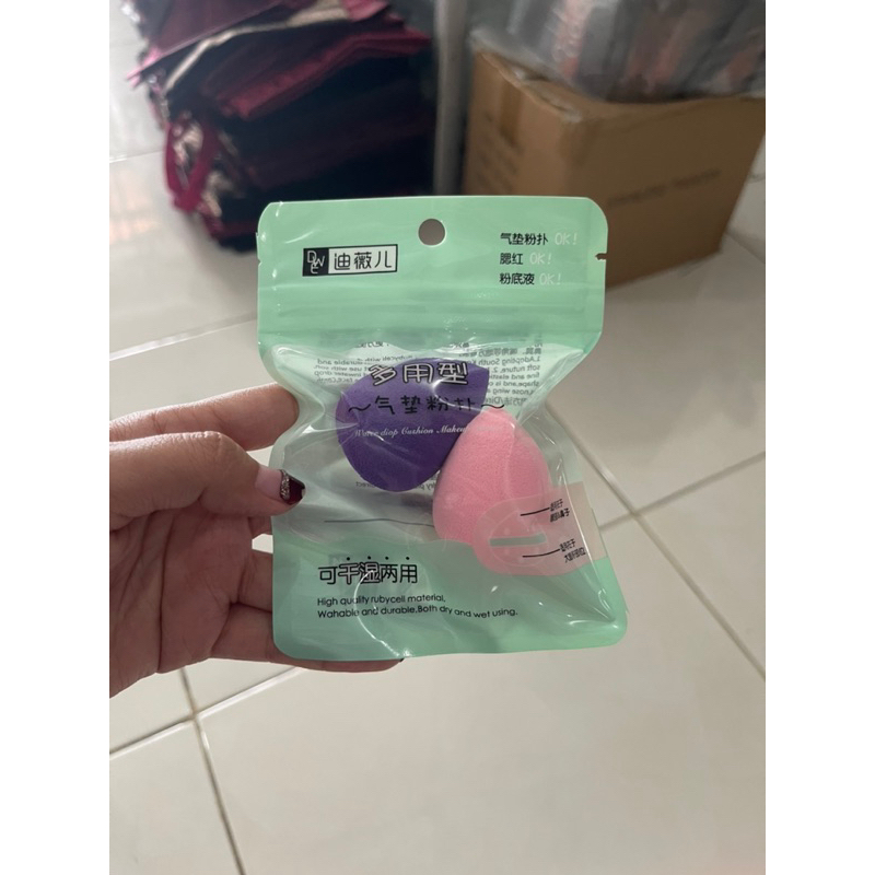 Beauty blender wanita