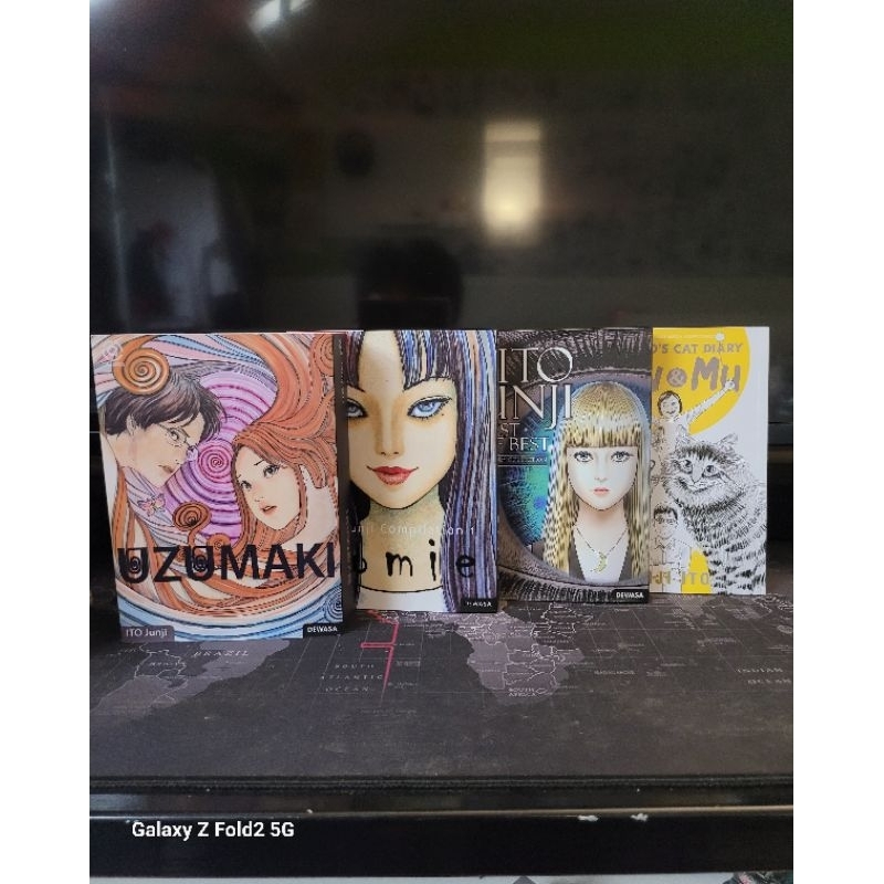 BUKU KOMIK ITO JUNJI LENGKAP UZUMAKI ITO JUNJI ITO JUNJI TOMIE ITO JUNJI BEST OF THE BEST IJO JUNJI 