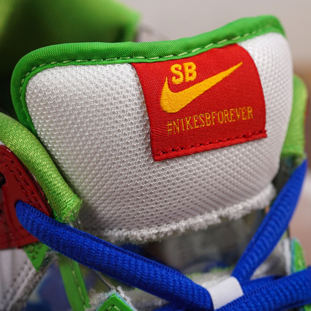 Dunk SB Low Sandy Bodecker