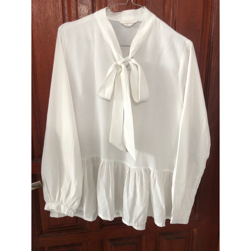 PRELOVED KEMEJA PUTIH POLOS PITA KOREA MERK CHAPTER 9