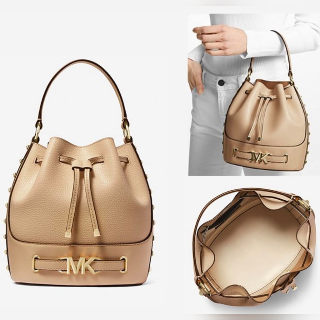 Tas MK Reed Medium Bucket Messenger Stud sz 19x22x13cm