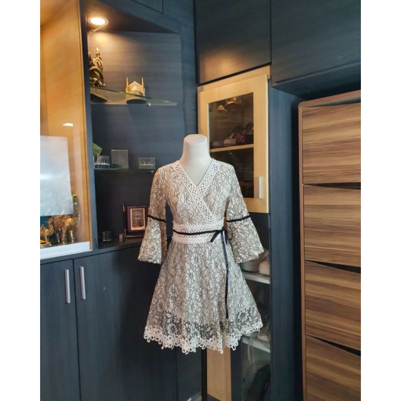 Dress brukat hijau sage / brukat hijau sage / kebaya hijau sage / baju pesta / baju korea