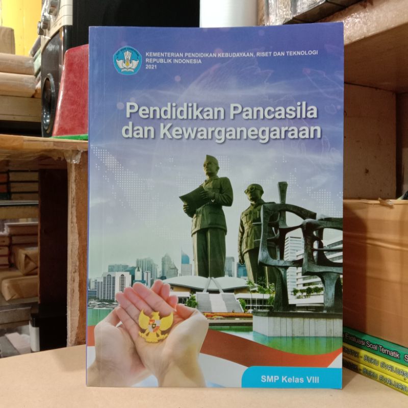 BUKU PAKET PPKN KELAS 8 SMP - KURIKULUM MERDEKA 2021
