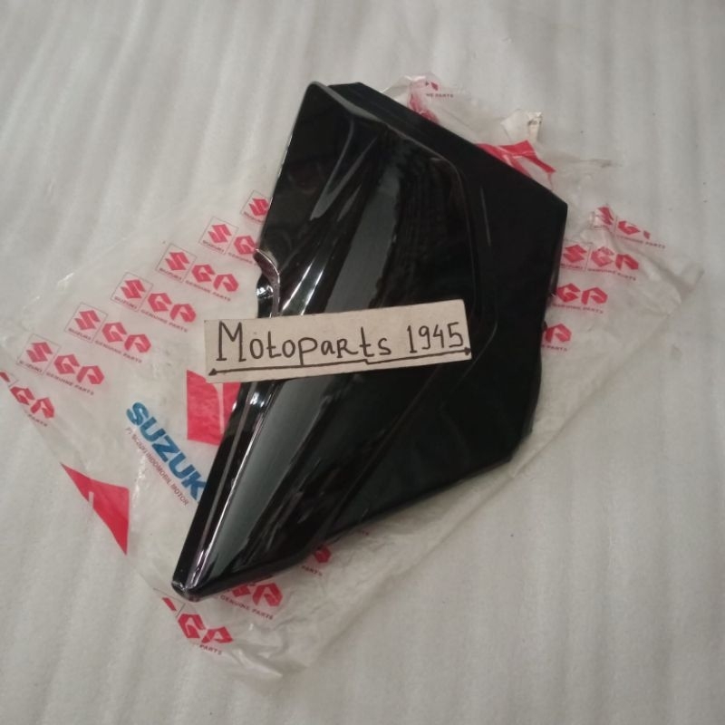 TUTUP BOX AKI THUNDER 125 KIRI HITAM METALIC ORI SGP