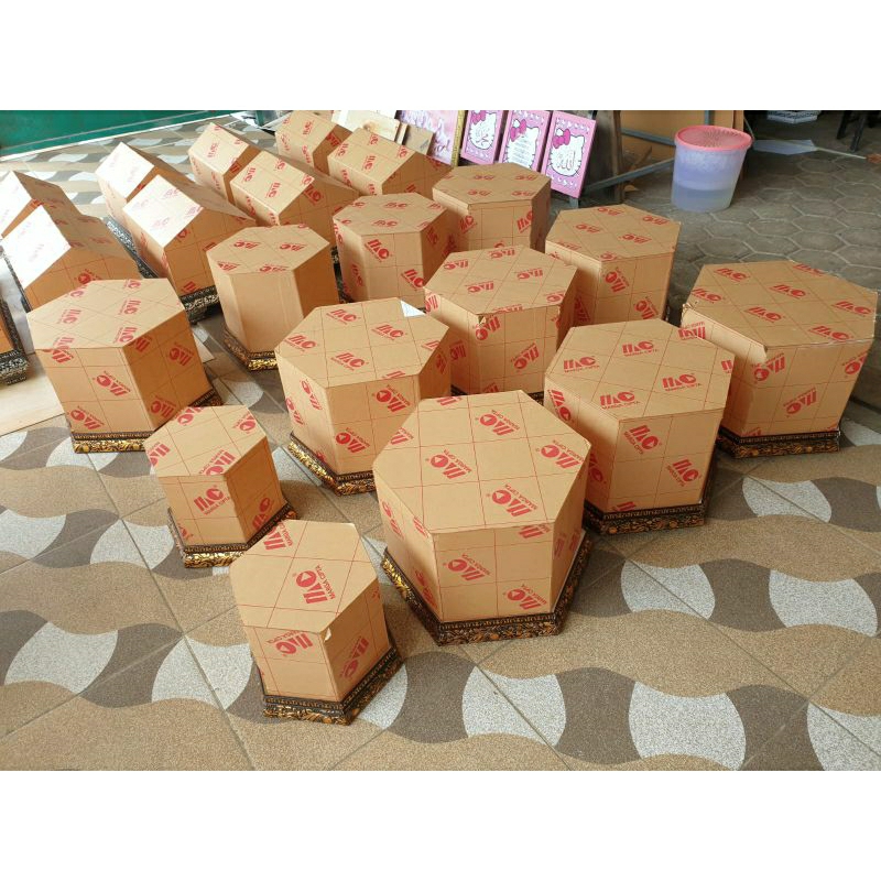 10 Box hantaran hexagonal . kotak seserahan segi 6. box nikah. box hantaran hexa