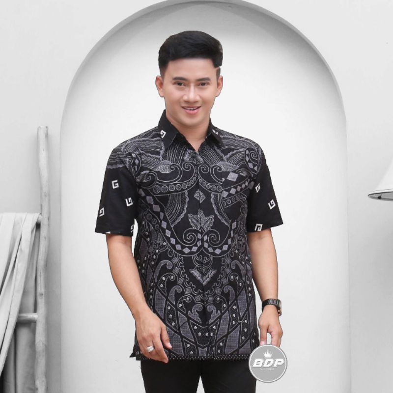 Hem Baju Batik Pria Cowok Lengan Pendek Trendy Modern M L XL XXL Kemeja Baju Batik Pria Laki Laki Lengan Pendek