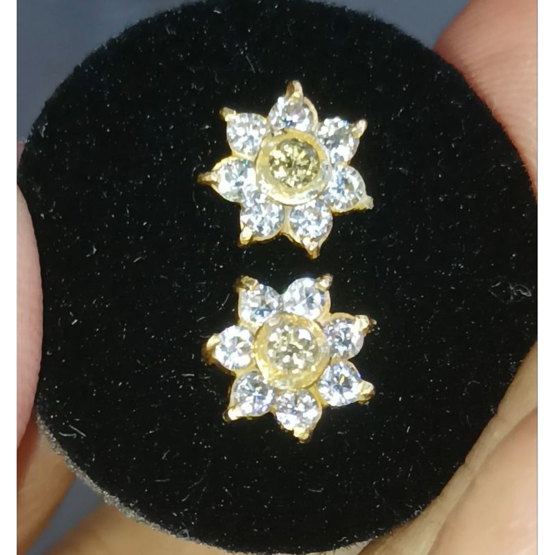 Giwang emas model tusuk mata Berlian asli dan moissanite cantik dan elegan for lady (code TS7023)