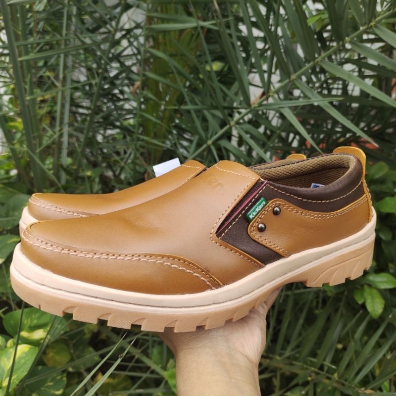 Kickers Sepatu Casual Kasual Pria Bahan Kulit Asli Slip On Santai F2