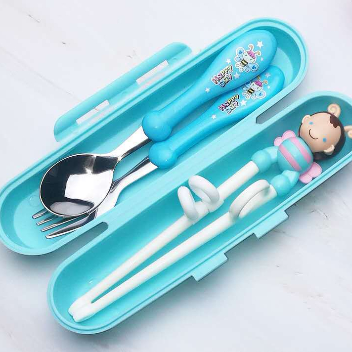 Set Alat Makan Stainless 4 in 1/ Set sendok Garpu Sumpit Anak Free Tempat /Sendok Sumpit  Latihan Anak / Training Chopstick / Sumpit Anak Lucu / Sumpit Latihan Anak