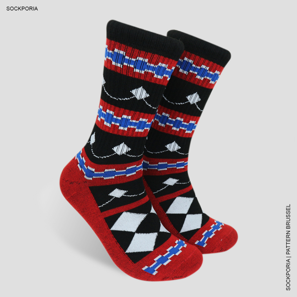 Slop Kaos Kaki Motif Tribal - Brusel