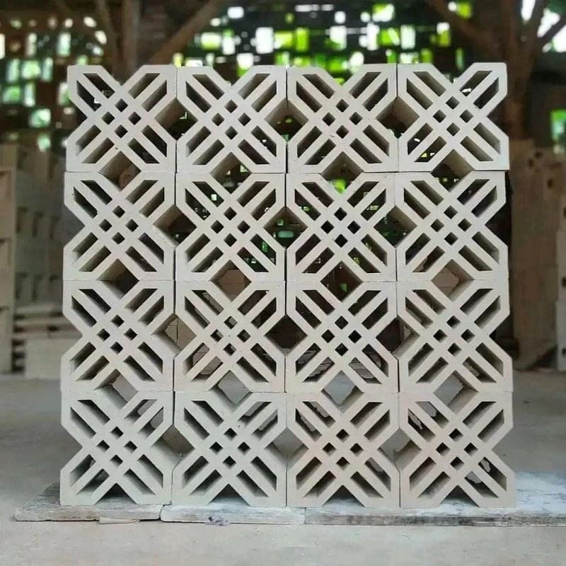 roster lubang angin hias/ Roster minimalis/ Roster beton ventilasi udara motif yamaha