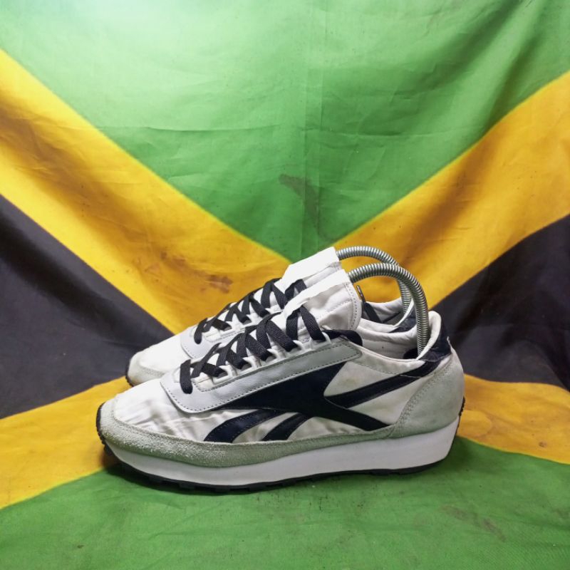 reebok aztec white black