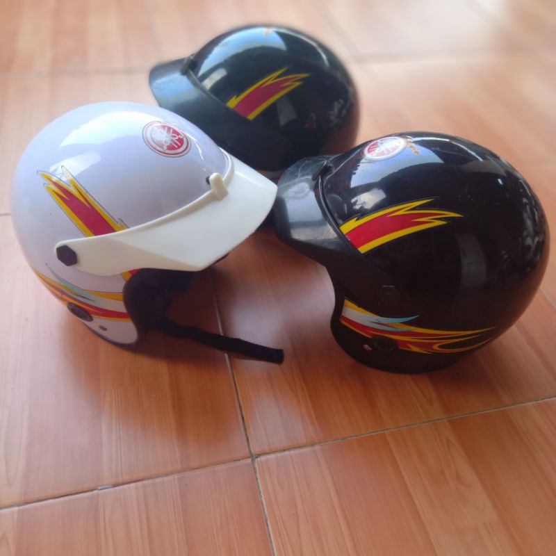 helm yamaha jadul original helm king/fiz/alfa dll.