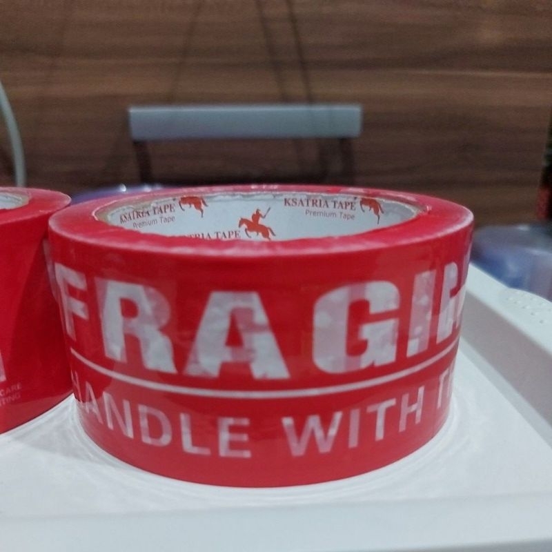 

Lakban fragile Merah 48x90yard Lakban Merah Jangan dibanting Plakban Merah 48mm 2inch