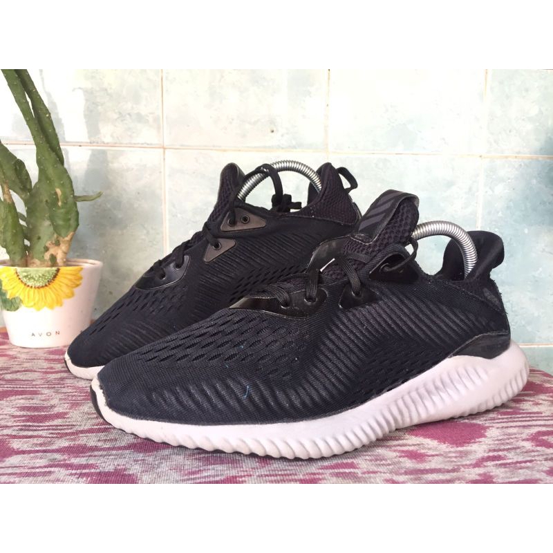 Jual sepatu Running Adidas Alpabounce warna hitam mix putih bukan full black size 40⅔ insole 25cm ma