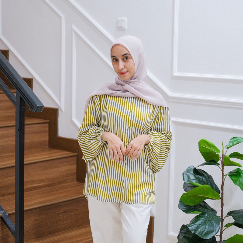 Naylaa Stripe Blouse