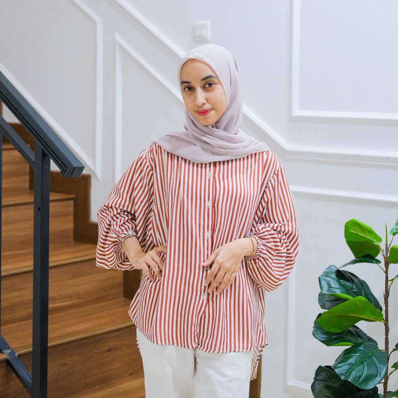 Naylaa Stripe Blouse