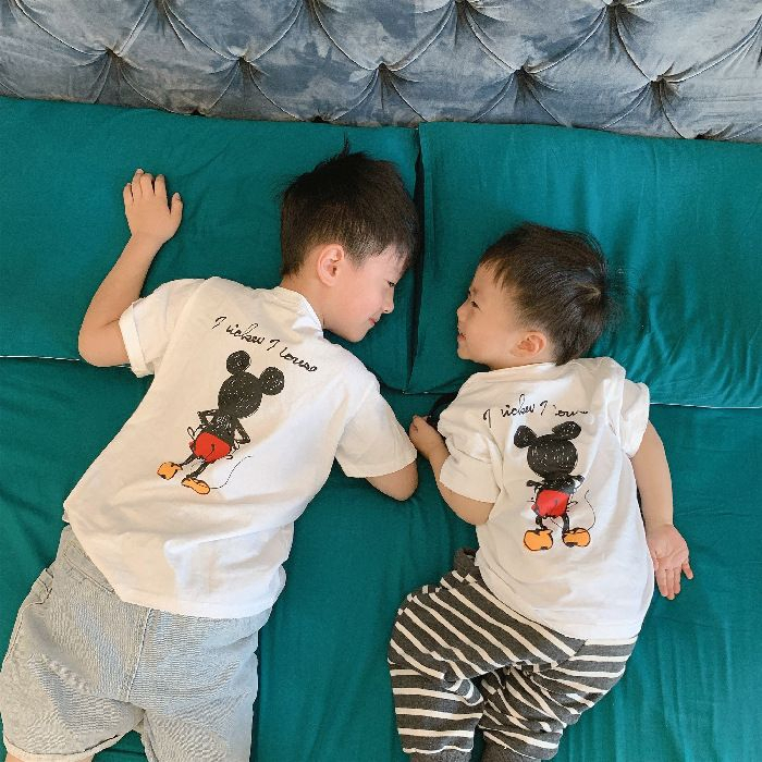 Kaos Oversize Couple Unisex Fashion Import Motif Mickey Mouse (Harga Hanya 1 Pcs)