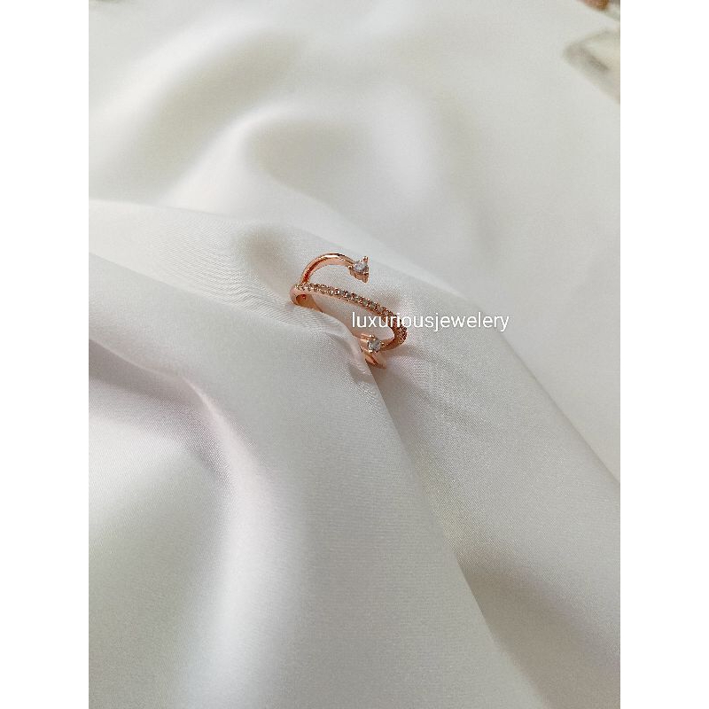 Cincin simple elegant lilit permata