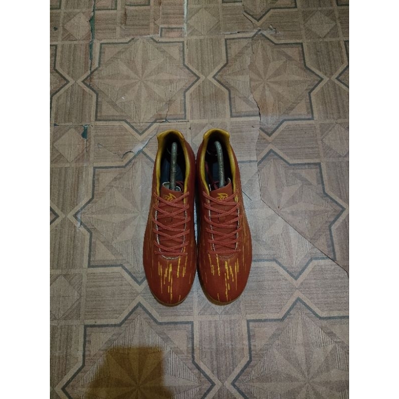 Specs Reborn Maroon FG