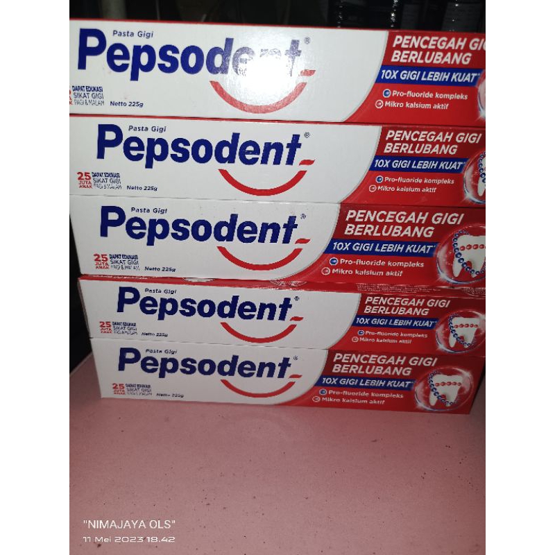 Pepsodent pasta gigi 225 gr
