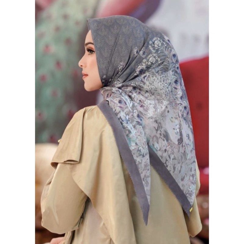 BUTTONSCARVES Ederra Series Shadow