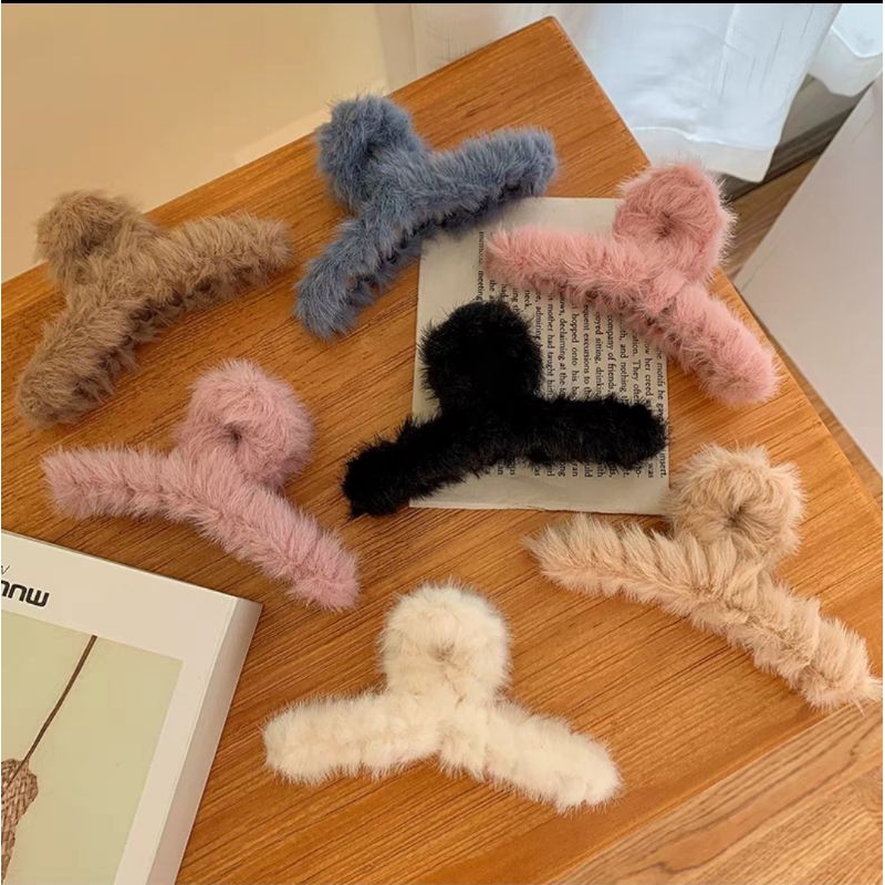 Jepit Rambut Korea Bulu Ukuran Jumbo 12cm Jedai Bulu Aksesoris Rambut Wanita Fluffy Faux Fur Hair Claw Clips