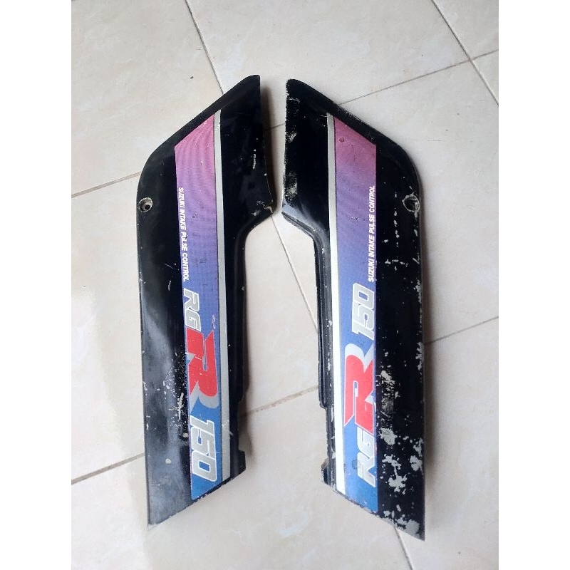 Cover Body Samping Suzuki RGR150 Crystal 92-93 Original Used