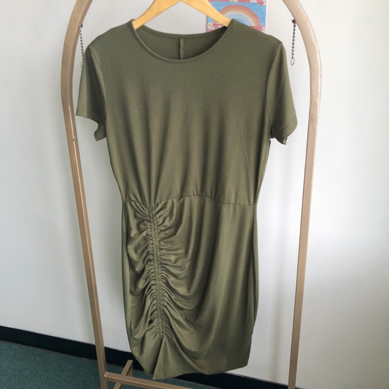 mini dress warna hijau army