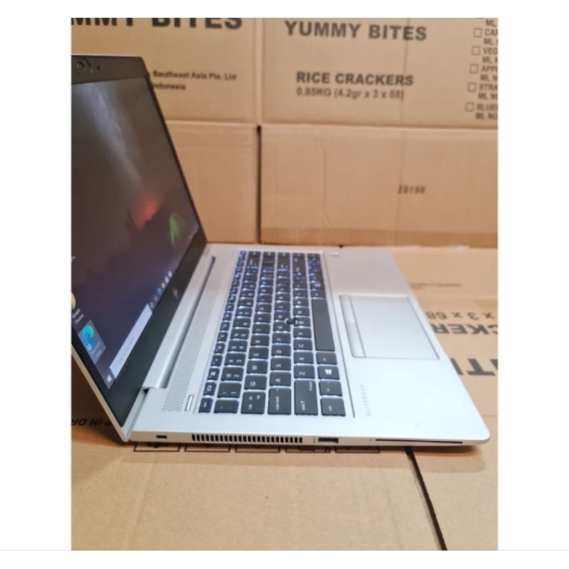 Laptop HP EliteBook 745 G5 Amd Ryzen 5 2500u Ram 32GB Ssd 512GB 14in ips Full HD Slim Silver Mulus Likenew