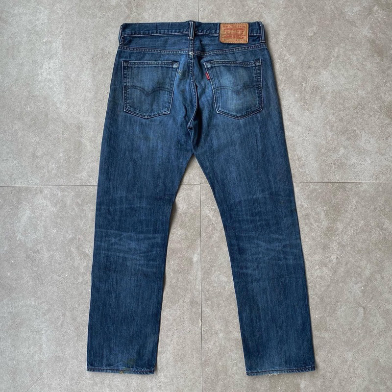 levis 513 dark blue jeans