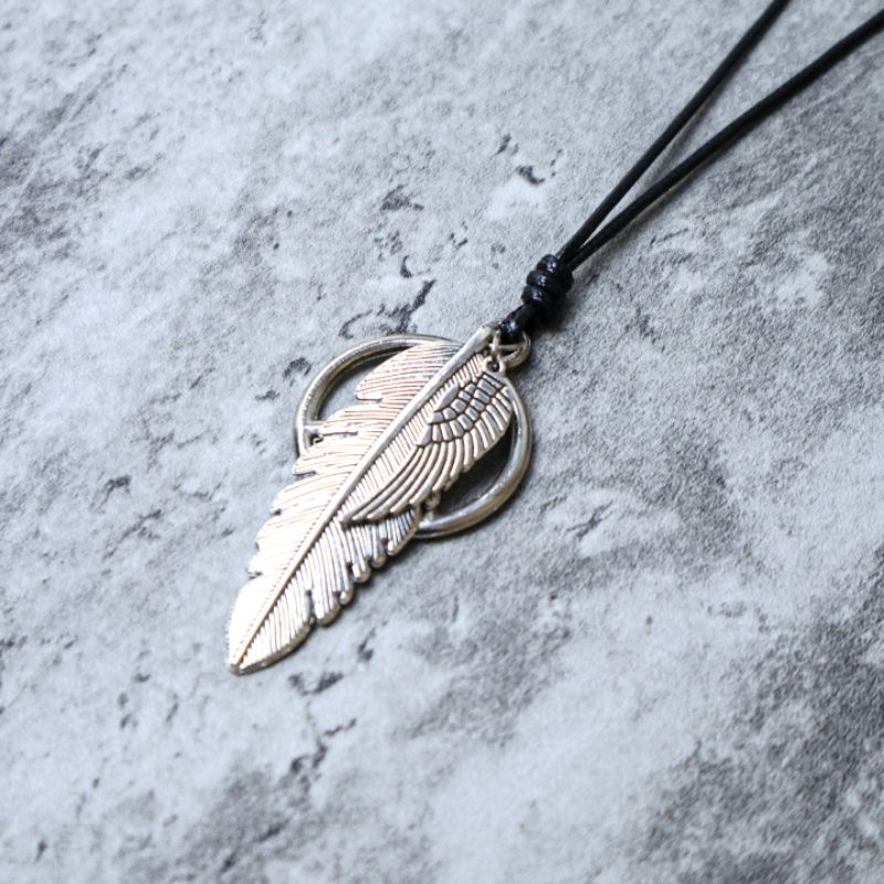 Kalung Pria Tali Liontin Logam Bulu Feather Piss Sayap Wings Anti Karat Adjustable Premium Necklace