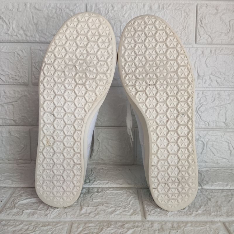 Sepatu sneakers elastic x pharrell williams size 40&quot; adidas