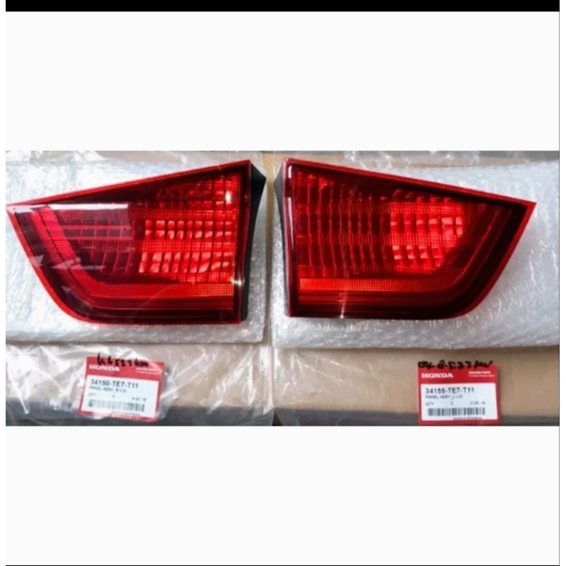 Reflektor bagasi belakang mobilio/lampu bagasi mobilio original