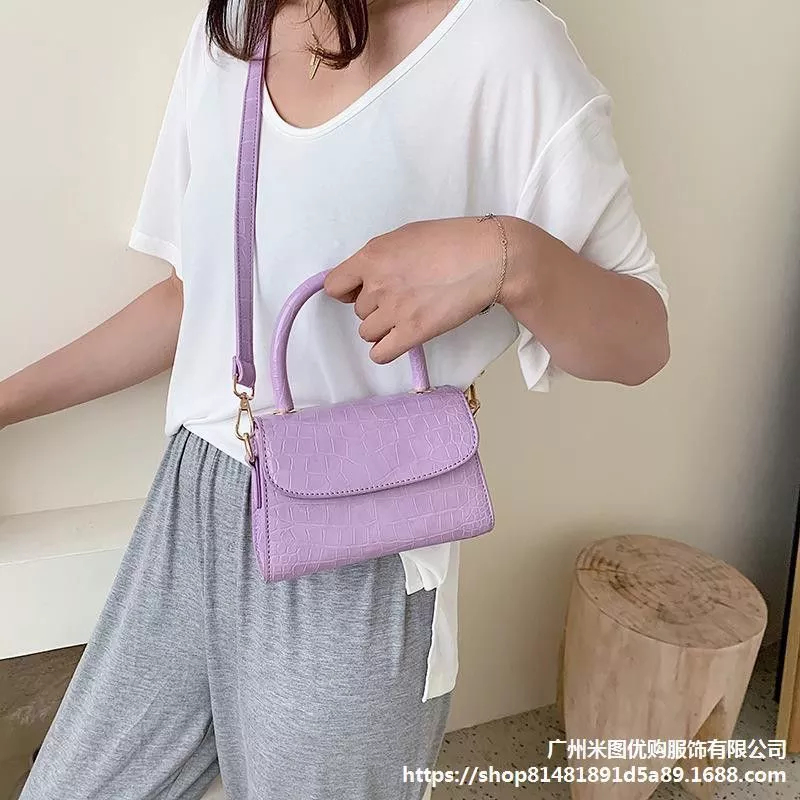 Tas jalan wanita / Tas selempang / Tas terbaru / Tas murah (Mizu croco bag)