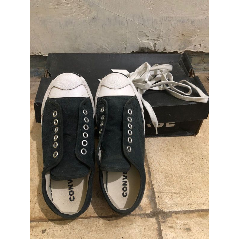 SEPATU WANITA - MERK CONVERSE