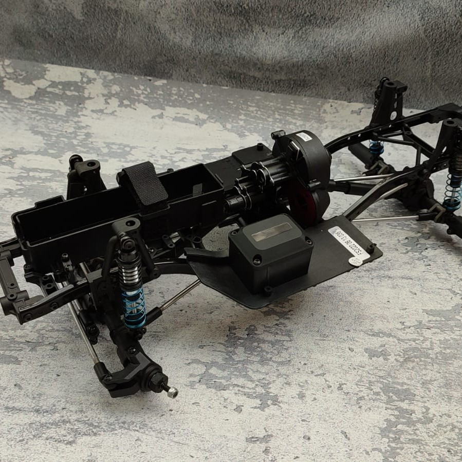 FS Freeman Pre-Assembled Chassis Builder Skala 1/10 PNP Axial SCX10ii