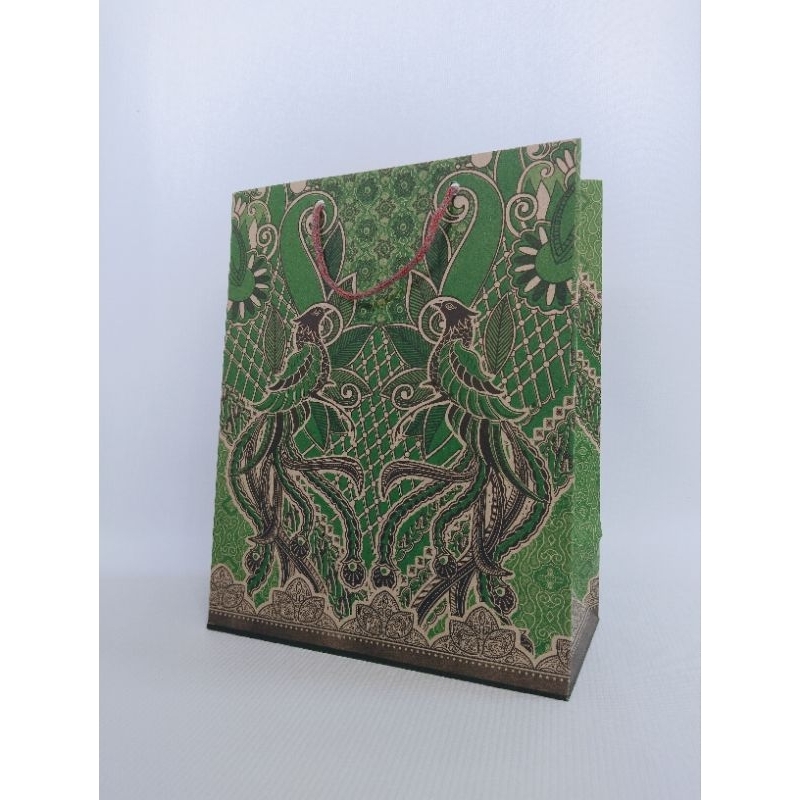 

PAPERBAG motif batik ukuran 20×25×11